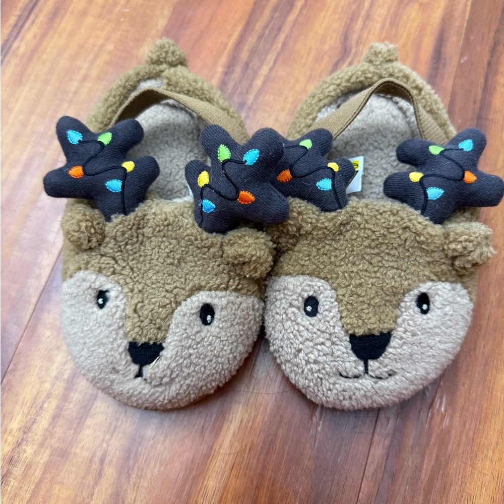 Adorable Deer Slippers with Antler Design